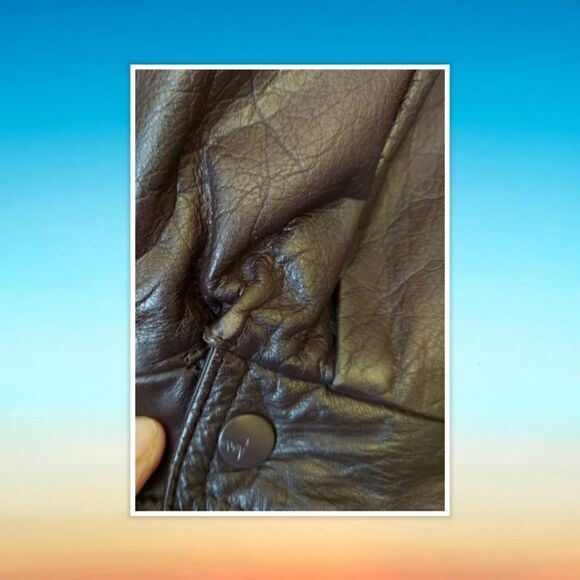 Gallery Rich Brown Leather Jacket Coat size Med. The inside is quilted. Slight w - Picture 6 of 7